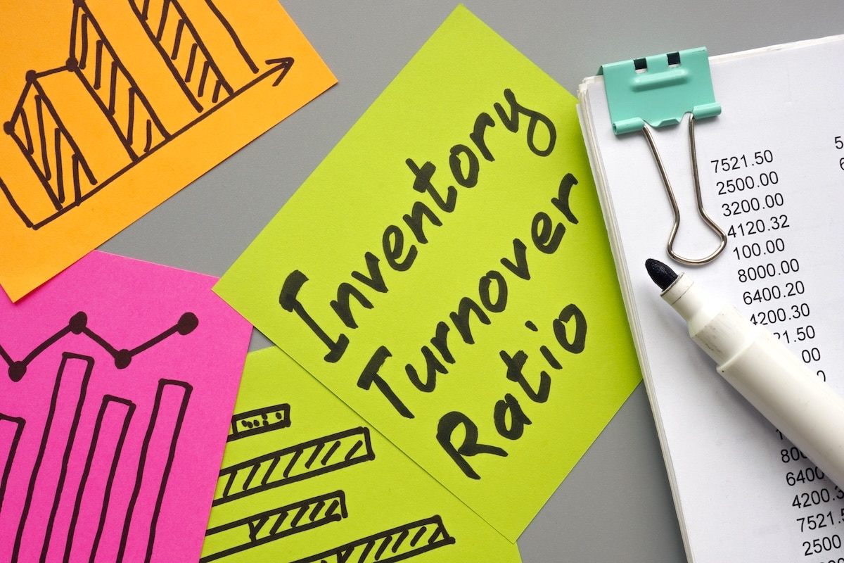 post it notes with inventory turnover ratio and charts