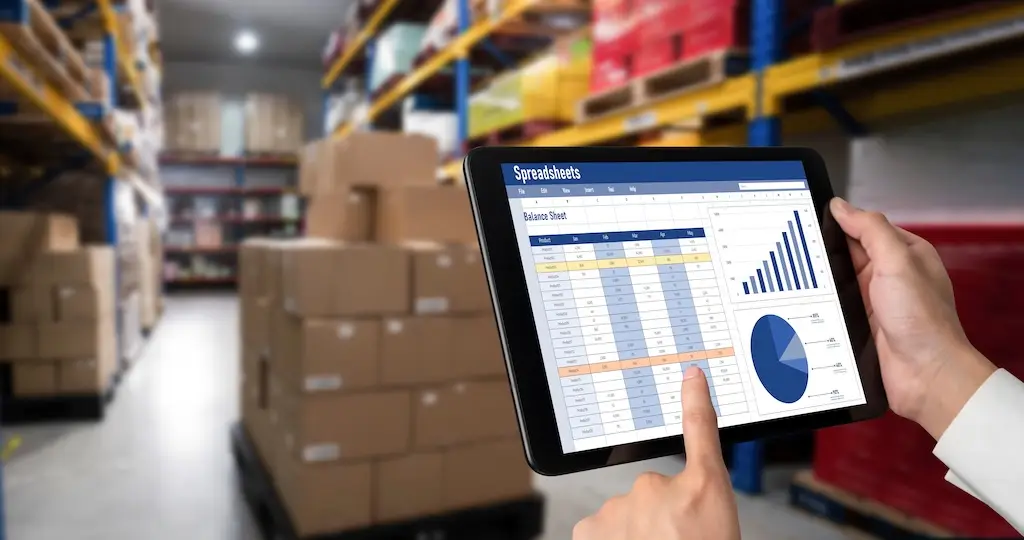 inventory accounting system tablet in warehouse